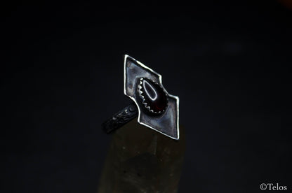 Sterling Silver Garnet ring