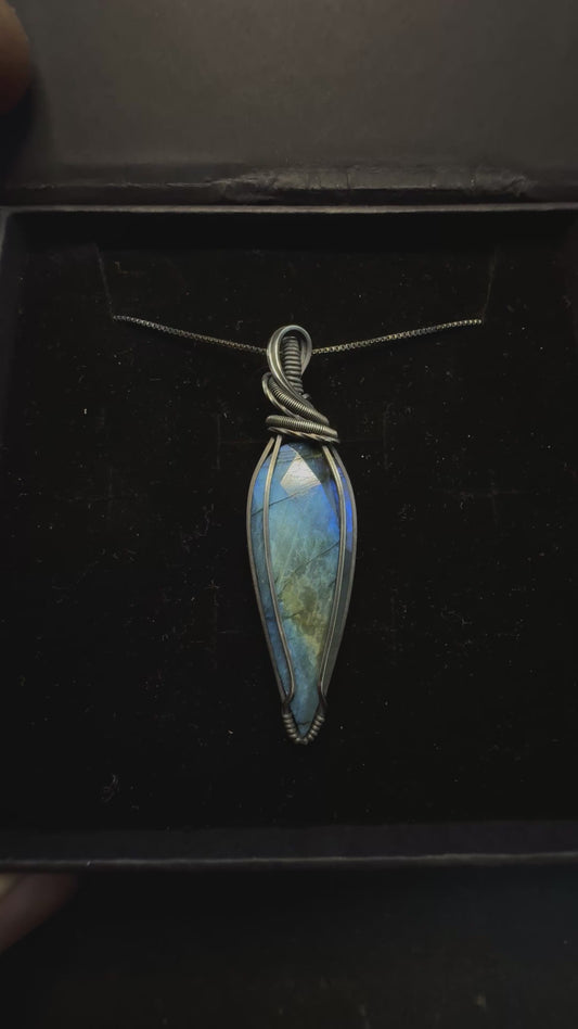 Sterling Silver Labradorite Necklace